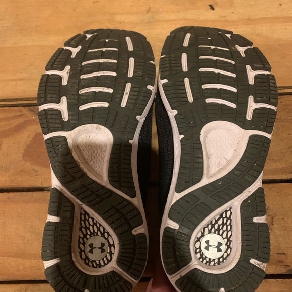 COPY - Women’s Under Armour Hovr Sonic Black Running Sneaker - Picture 8 of 8